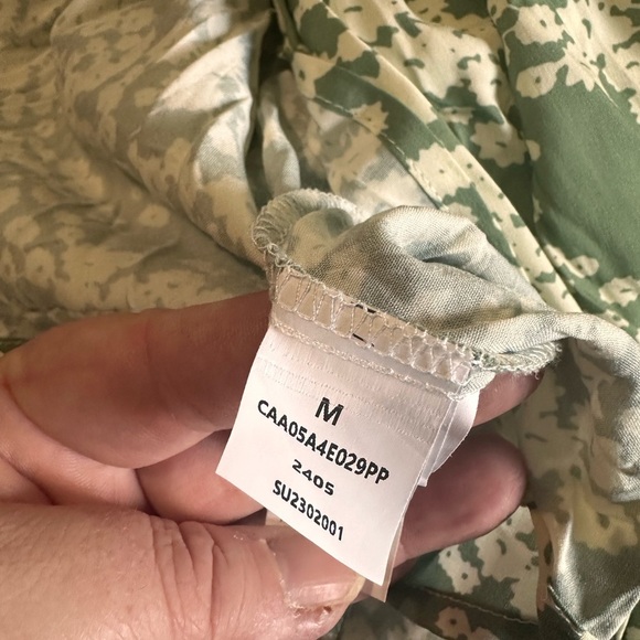 New With Tags Cupshe Maxi Dress Green Floral. Slit Up Side. Cutout Accent. Med - Picture 8 of 8